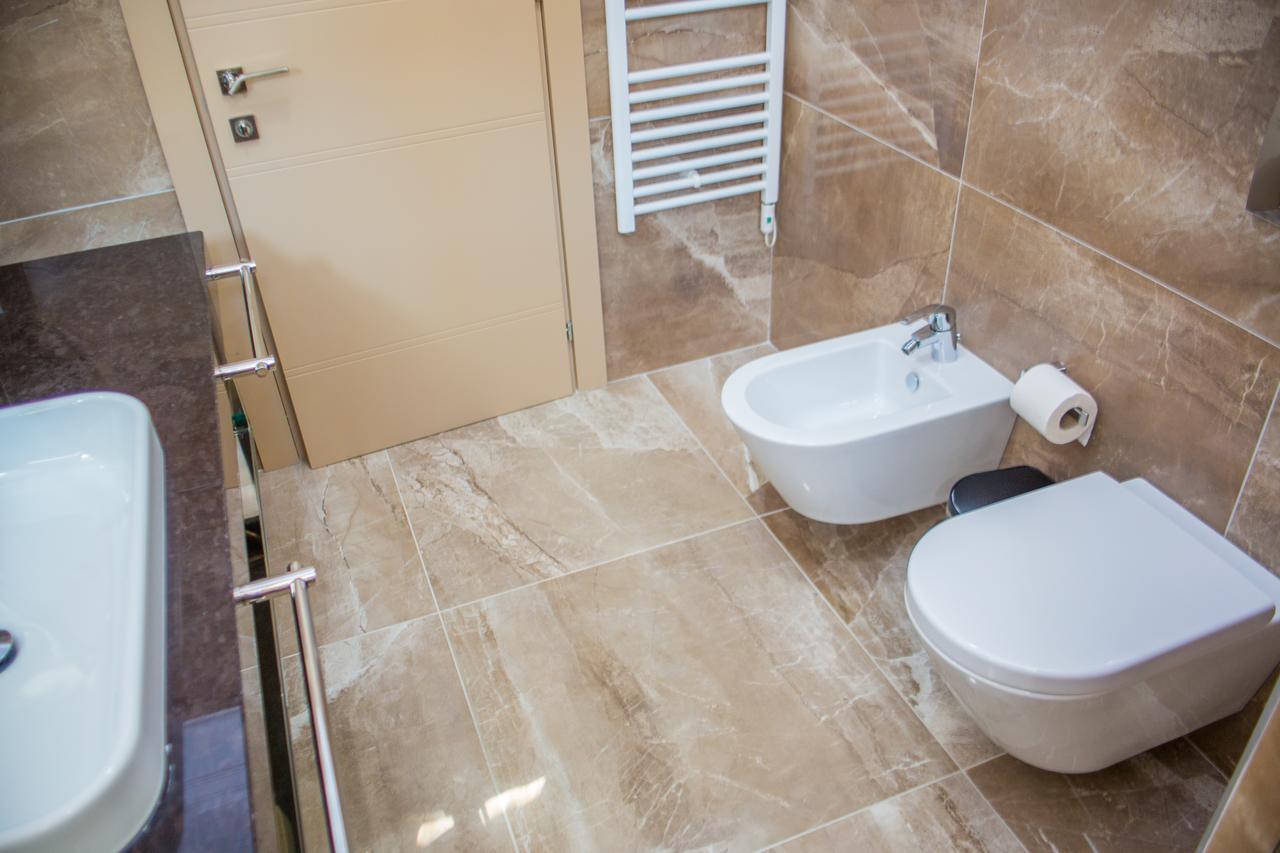 Hotel Vila Koral Durrës Habitación foto